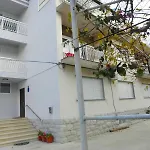 In With Sea View, Loggia, Air Conditioning, Wi-fi Lejlighed Duće