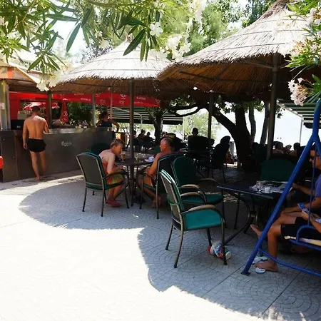 Apartment In With Sea View, Loggia, Air Conditioning, Wi-fi Duce