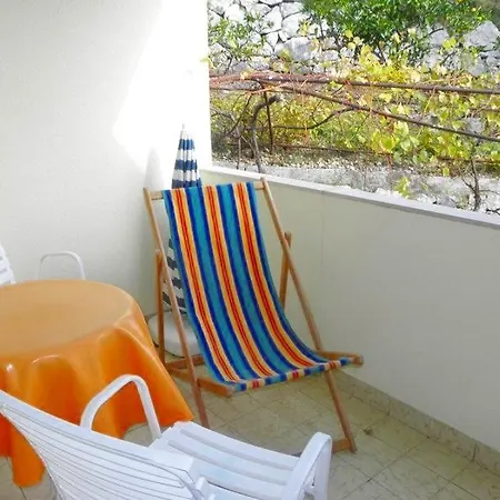 In With Sea View, Loggia, Air Conditioning, Wi-fi Apartment Duce